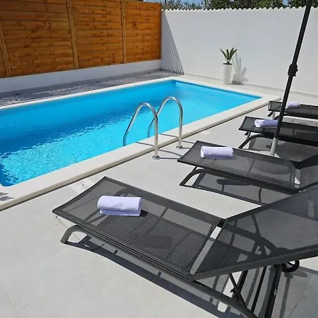 Luxury Apartment Petra With Private Pool Zadar Exterior photo