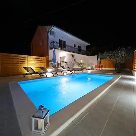 Luxury Apartment Petra With Private Pool Zadar Exterior photo