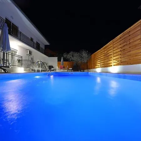 Luxury Apartment Petra With Private Pool Zadar Exterior photo