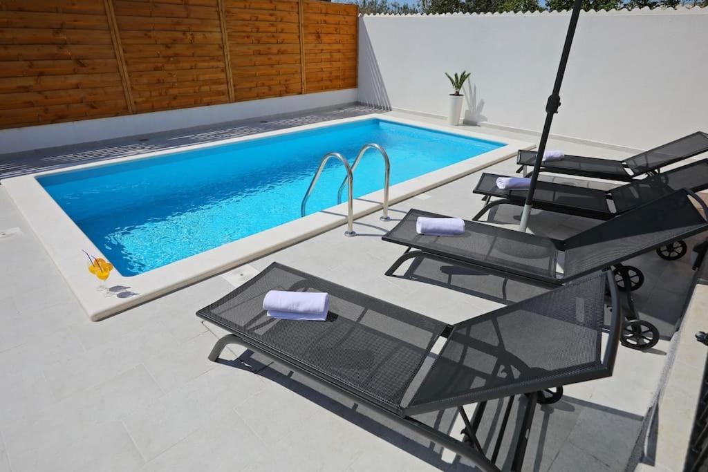 Luxury Petra With Private Pool Apartment